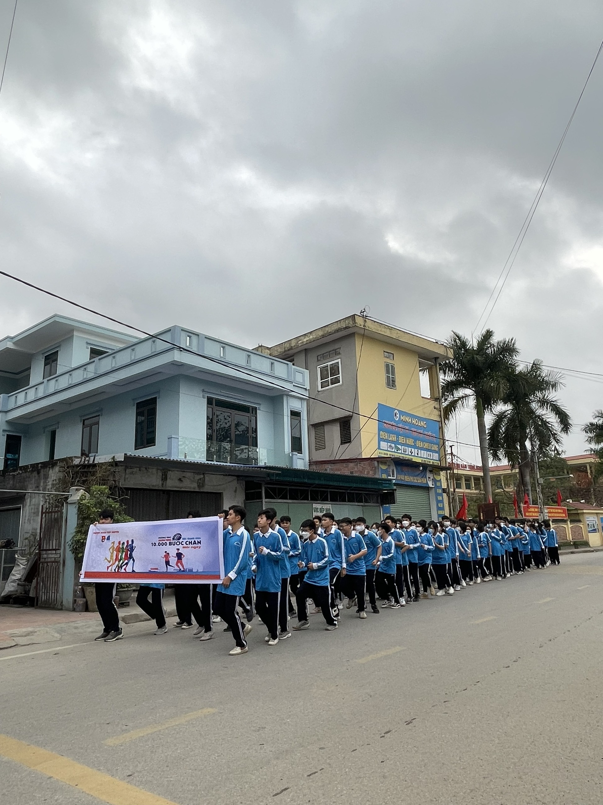 Chương trình “Mỗi thanh niên 10.000 bước chân mỗi ngày” hưởng ứng “Ngày chạy Olympic vì sức khoẻ toàn dân”